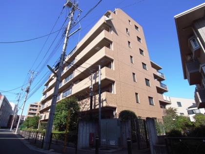 ライオンズマンション世田谷烏山の外観