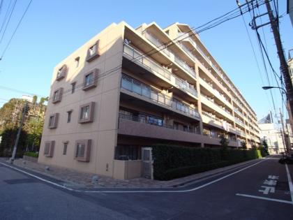 リーデンススクエア滝野川の外観