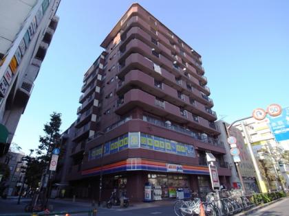 王子フラワーマンションの外観