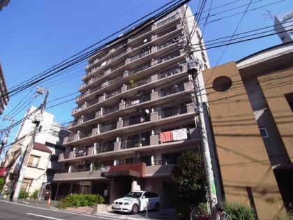 朝日板橋駅前マンションの外観