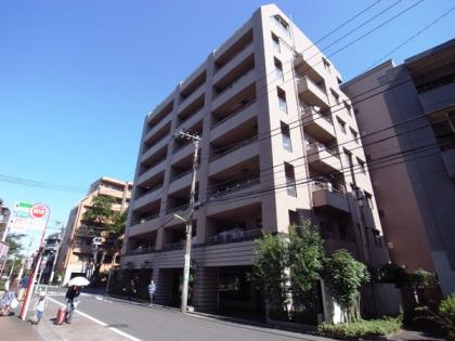 サーパス芦花公園の外観