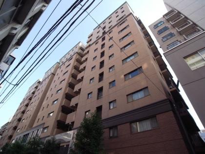 クイーンズパレス東京中央の外観