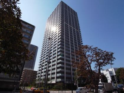 ザクレストタワーの外観