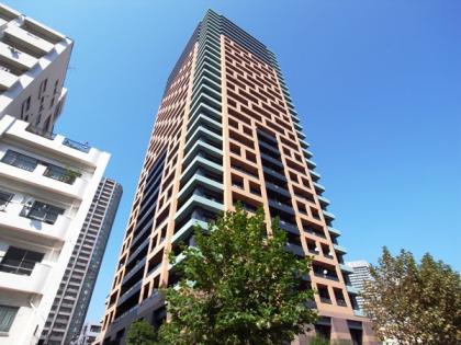 ファミール月島グランスイートタワーの外観