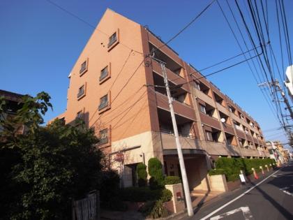 ヴェルビュ高砂の外観