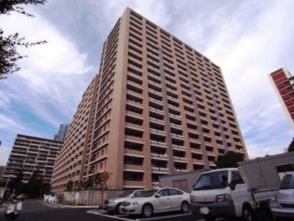 プライヴブルー東京の外観