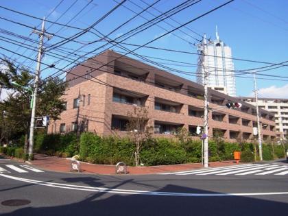 トワイシア用賀パークフロントレジデンスの外観