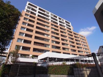 ライオンズスクエア用賀の外観