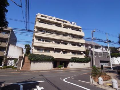 ライオンズマンション上用賀の外観