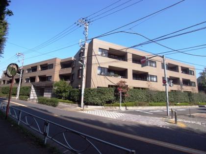 ライオンズマンション馬事公苑パークサイドの外観