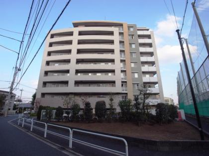 小田急コアロード砧公園の外観