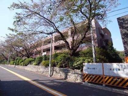 ビラカーサ蘆花恒春園壱番館の外観