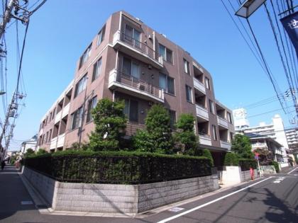 プラウド上北沢の外観