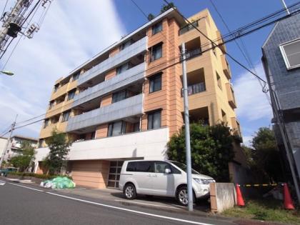 小田急コアロード世田谷砧の外観