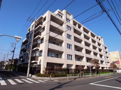 フォーリアコート千歳船橋の外観