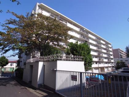 上用賀パークマンションの外観