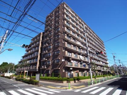 ライオンズガーデン新小岩の外観