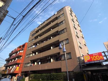 コスモ高島平の外観