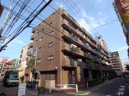 コスモ高島平駅前の外観