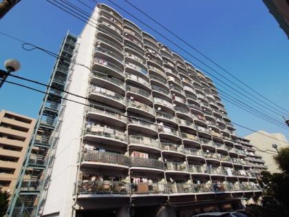 ハイラーク高島平の外観