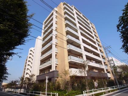 ライオンズ板橋西台ブライトハウスの外観