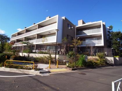 岡本レジデンスの外観