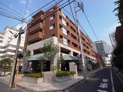 ヴェーゼント赤坂新坂の外観