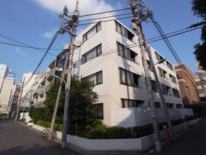 コアロード六本木フロンテの外観