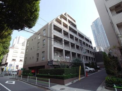 サージュ赤坂の外観