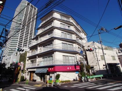 サーラ白金の外観