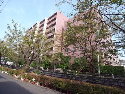 ヒルズ用賀TOKYO U CITYの外観