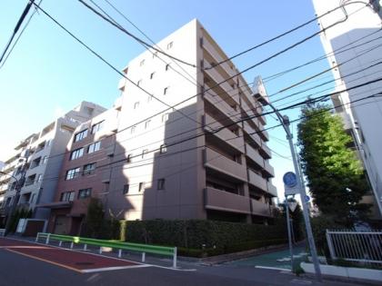 パルテール白金の外観