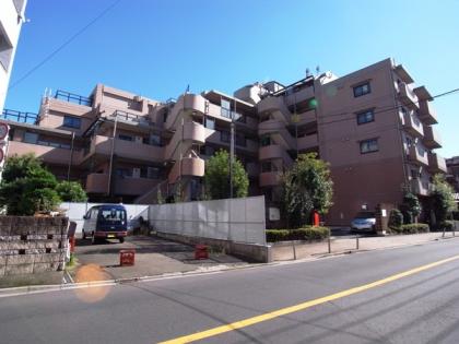 ライオンズガーデン砧公園の外観