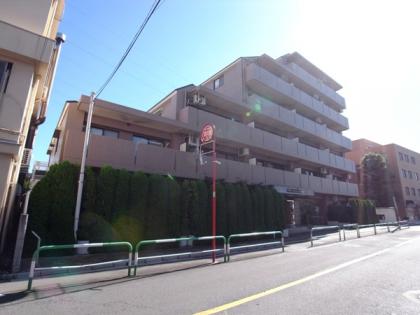 ライオンズマンション成城の外観