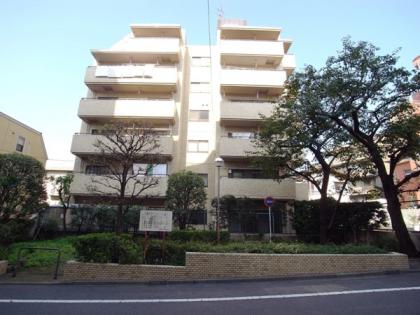 ライオンズマンション用賀台の外観