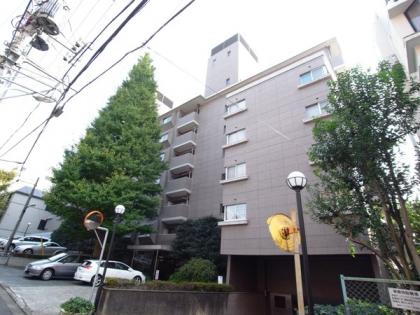 赤坂アーバンライフの外観