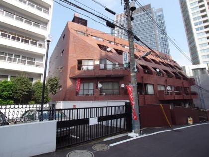 赤坂ナショナルコートの外観