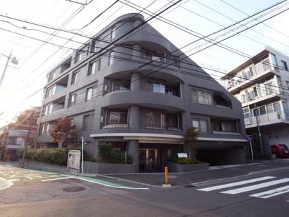 ハウス三軒茶屋の外観