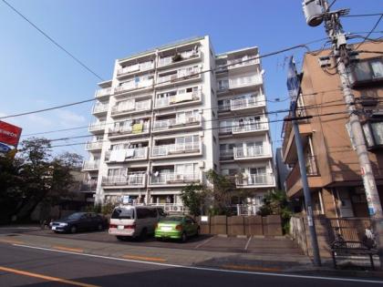 中銀下北沢マンシオンの外観