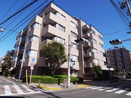 プレステージ三軒茶屋の外観