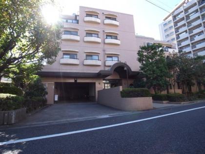 メモアール柿の木坂の外観