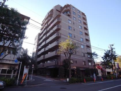 朝日ラパリオ世田谷公園の外観