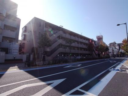 日神パレステージ三軒茶屋の外観