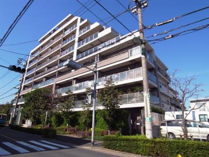 イトーピア桜新町イストハウスの外観