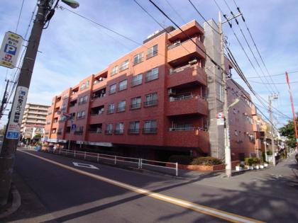 シャンボール弦巻の外観