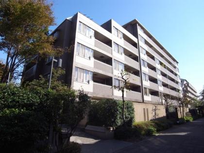 ライオンズマンション弦巻グランフォートの外観