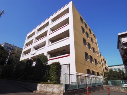 小田急コアロード馬事公苑の外観