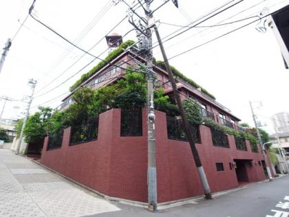 ドムス南麻布東館の外観