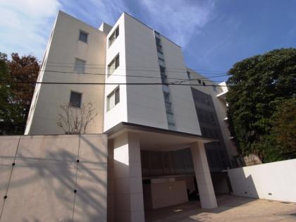 元麻布クラティオの外観