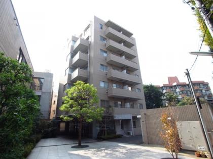 アーバンパレス乃木坂の外観